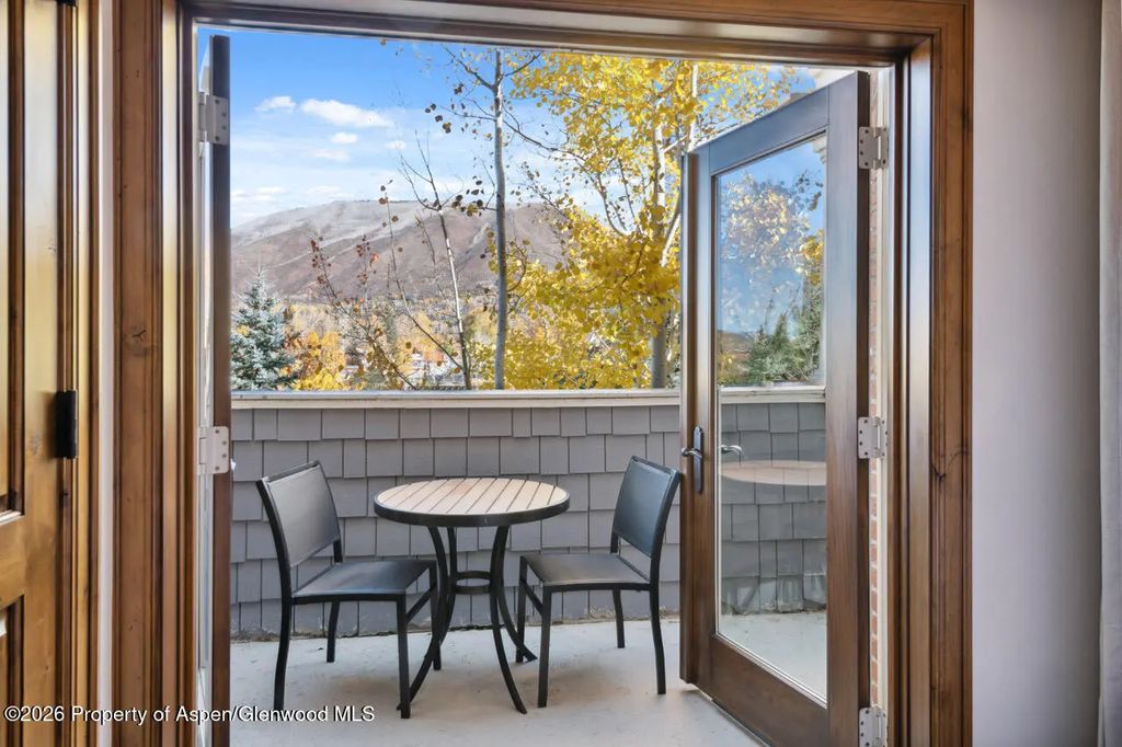 12 of 29 - 415 E Dean St., Unit 15, Weeks 51/52, Aspen, CO