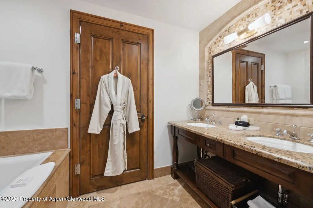 19 of 29 - 415 E Dean St., Unit 15, Weeks 51/52, Aspen, CO