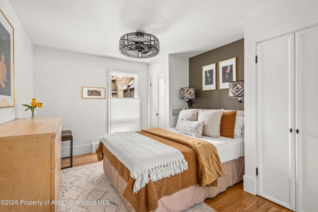 4 of 9 - 250 S Original Street D, Aspen, CO