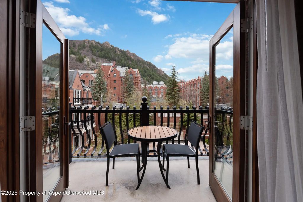 10 of 36 - 415 E Dean St., Unit 36, Weeks 5 & 6, Aspen, CO