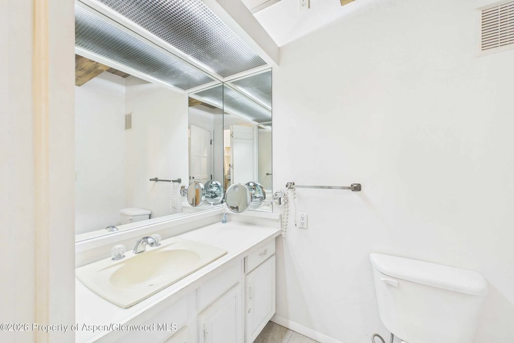 18 of 21 - 651 S Monarch Street 104, Aspen, CO