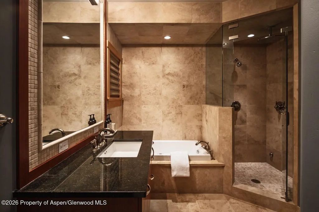 22 of 32 - 425 Wood Road 58f, Snowmass Village, CO