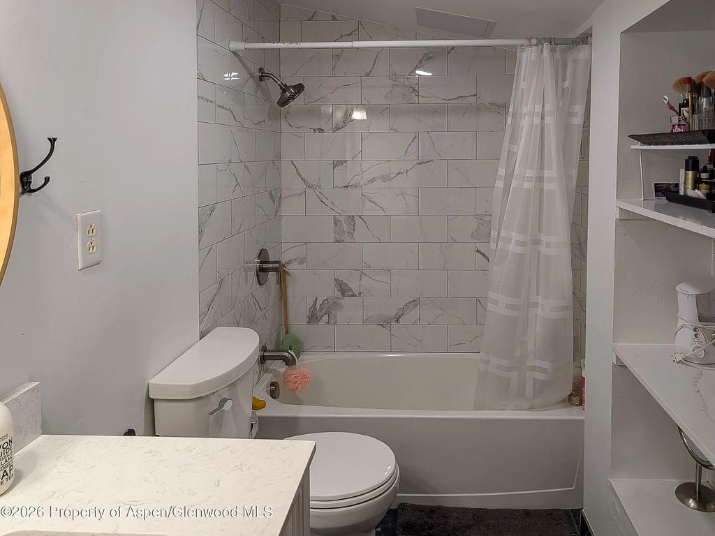 24 of 41 - 6773 County Road 117, Glenwood Springs, CO