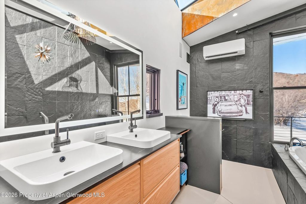 24 of 39 - 2700 Juniper Hill Road, Aspen, CO