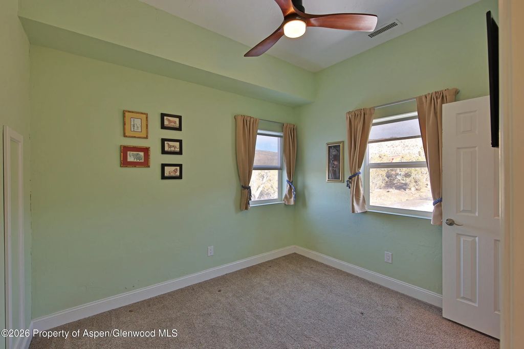 10 of 40 - 15086 45 1/2 Road, Mesa, CO
