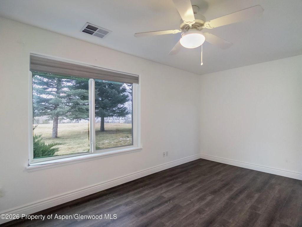10 of 19 - 792 Castle Valley Boulevard B, New Castle, CO