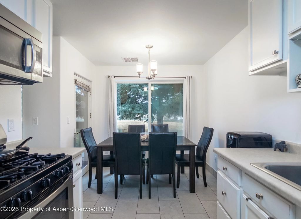 11 of 19 - 792 Castle Valley Boulevard B, New Castle, CO
