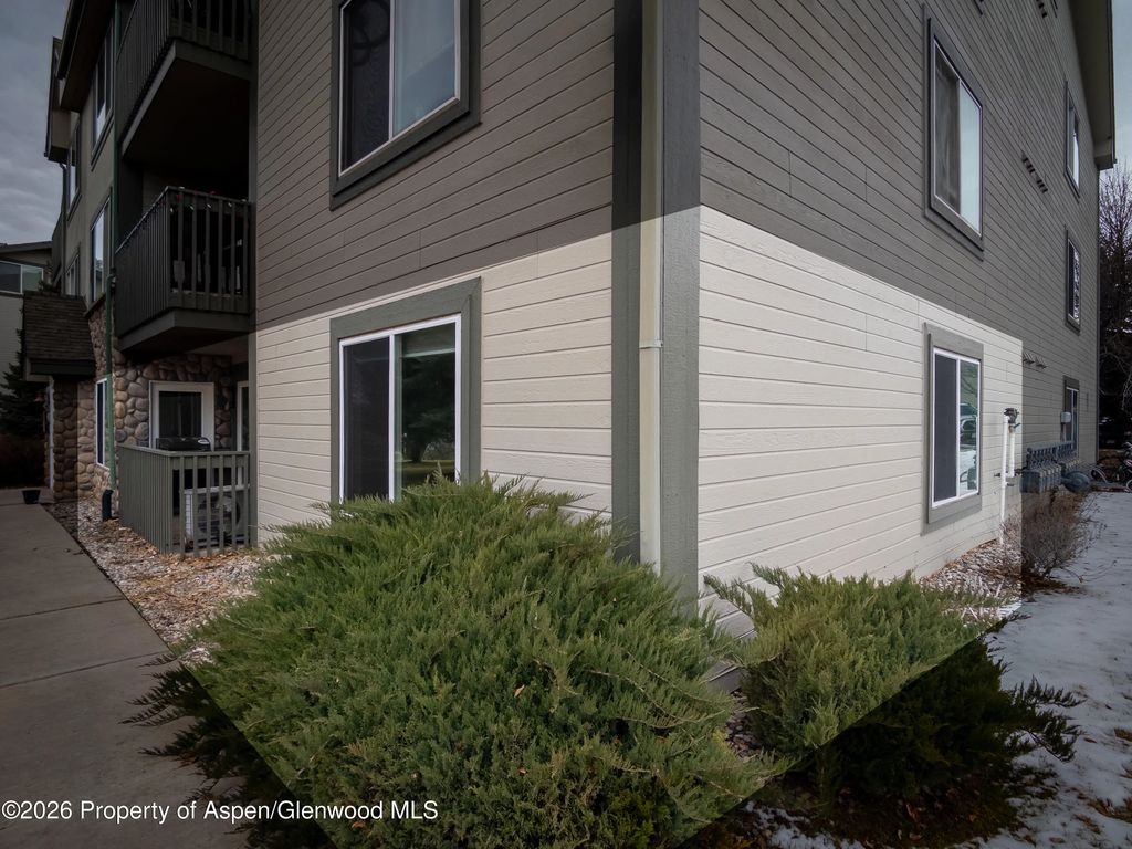 17 of 19 - 792 Castle Valley Boulevard B, New Castle, CO