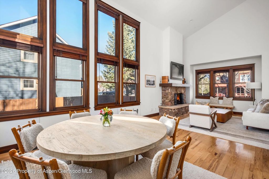 7 of 30 - 410 Meadow Court, Basalt, CO