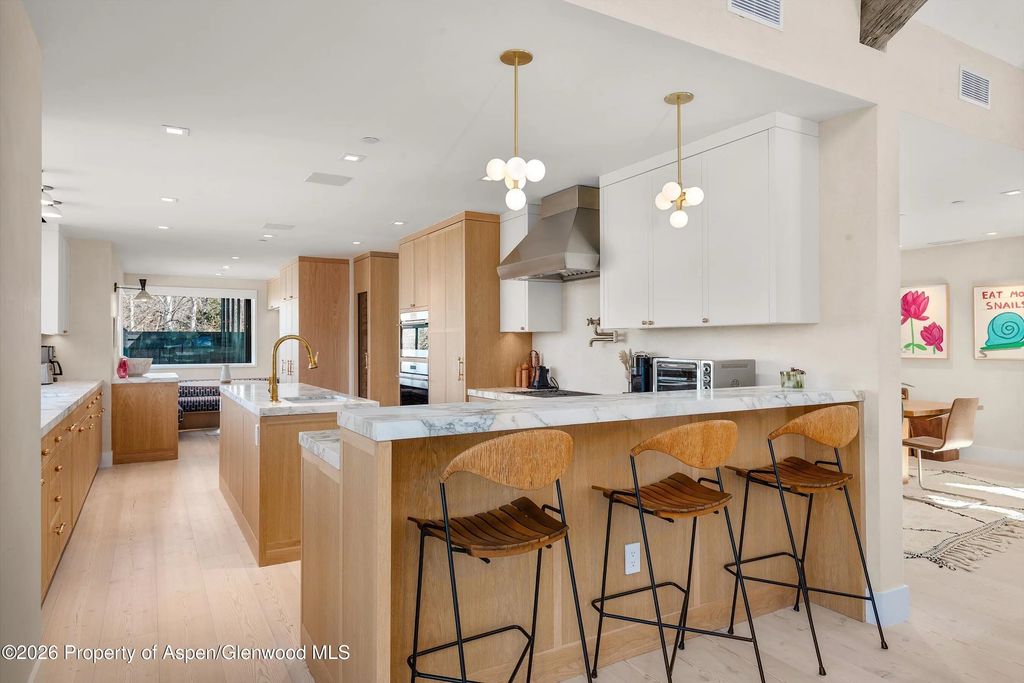 22 of 57 - 135 Maroon Drive, Aspen, CO