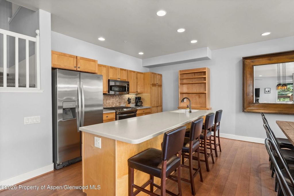 12 of 36 - 548 Evans Court, Basalt, CO