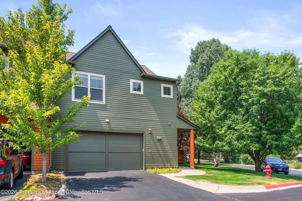 18 of 36 - 548 Evans Court, Basalt, CO