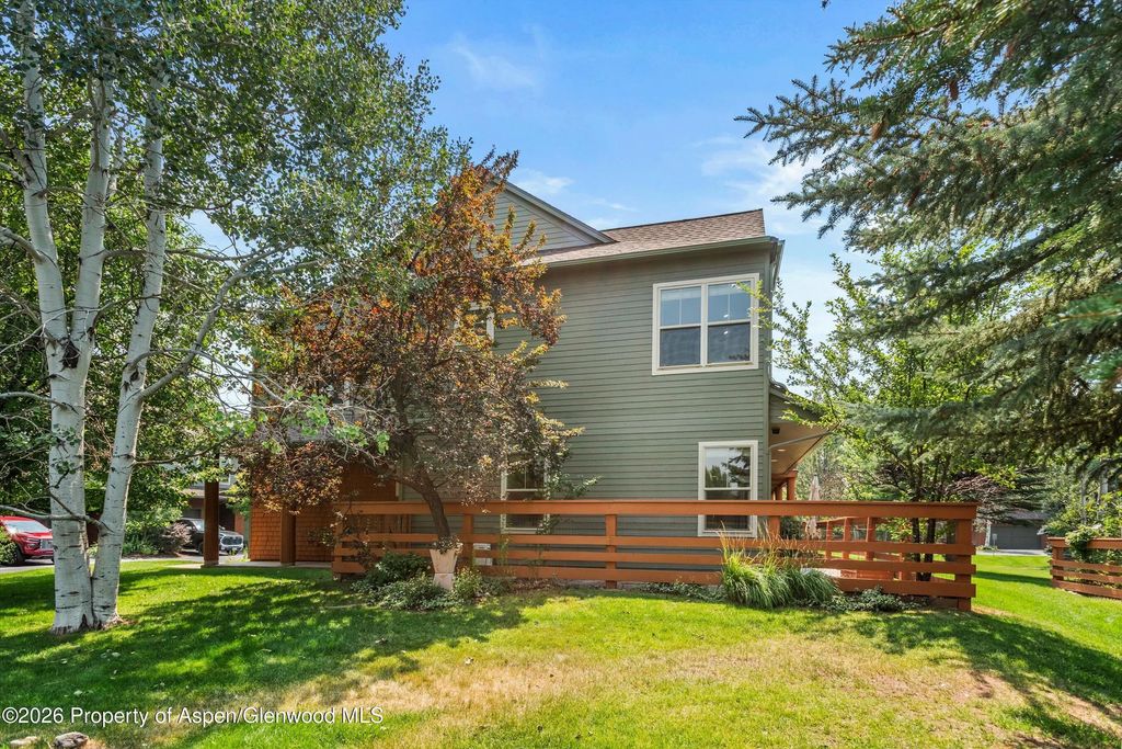 22 of 36 - 548 Evans Court, Basalt, CO
