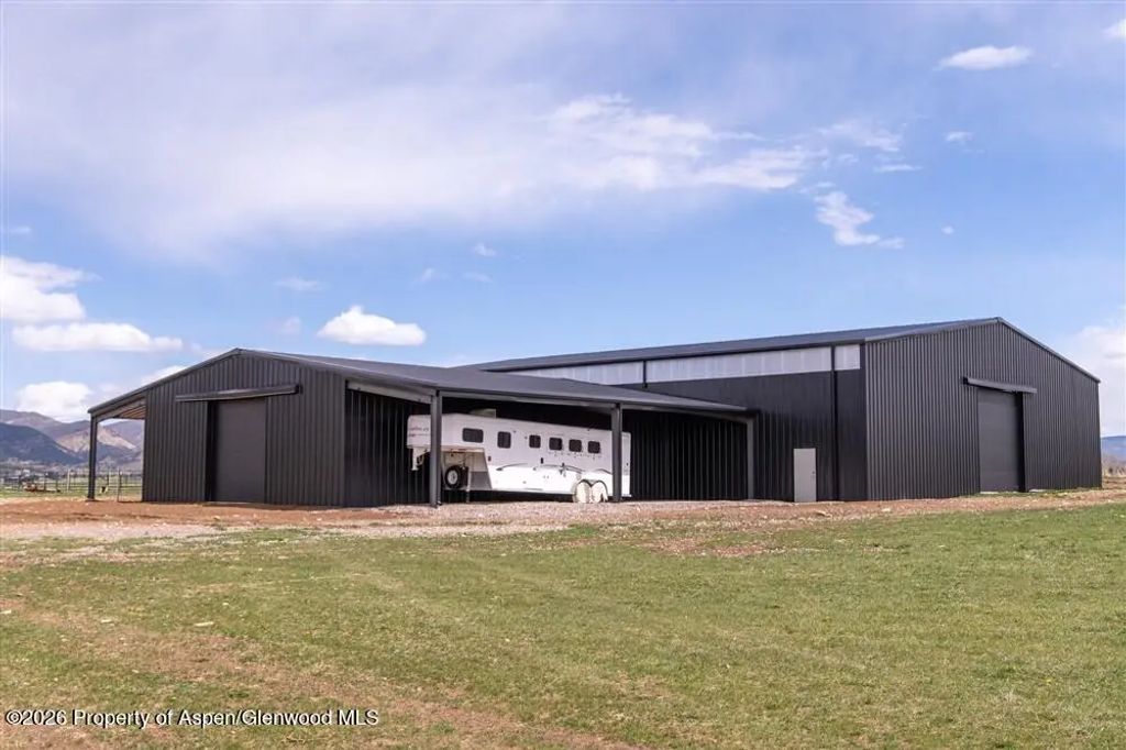 39 of 68 - 1553 County Road 13, Meeker, CO