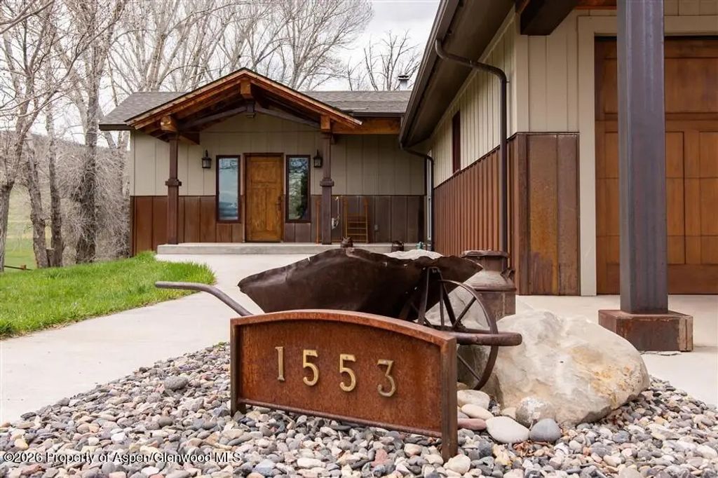 4 of 68 - 1553 County Road 13, Meeker, CO
