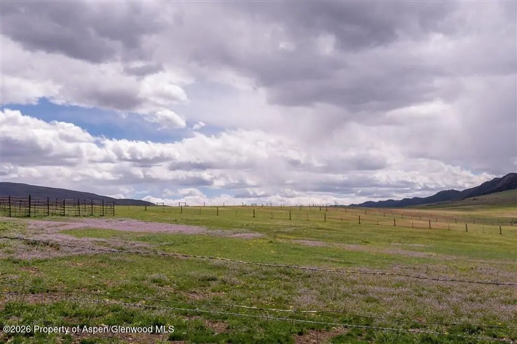 66 of 68 - 1553 County Road 13, Meeker, CO