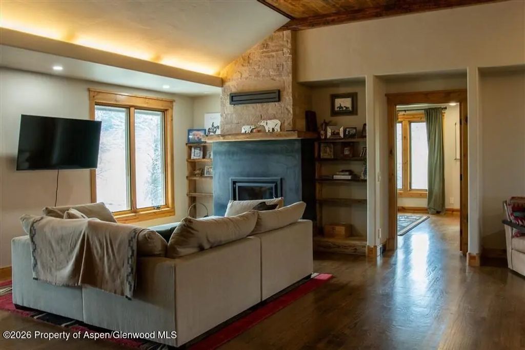 9 of 68 - 1553 County Road 13, Meeker, CO