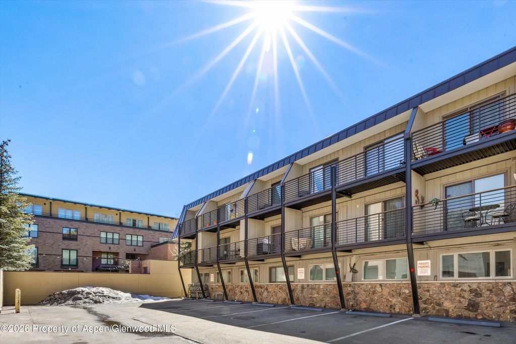 10 of 12 - 210 E Cooper Avenue 1-c, Aspen, CO