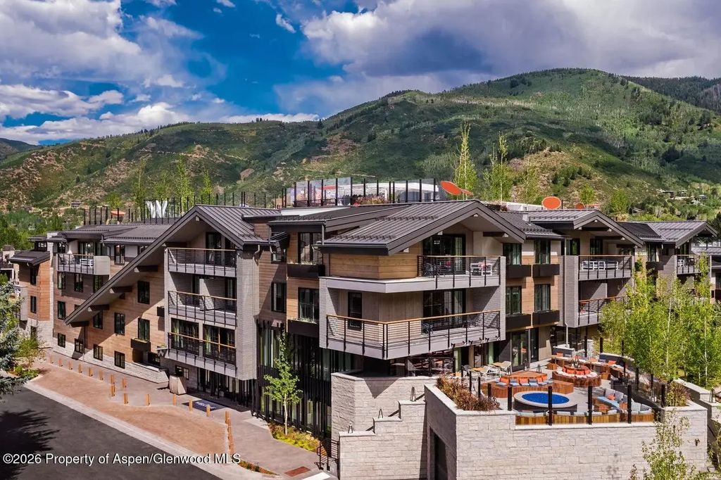 15 of 16 - 550 S Spring Street F7-2, Aspen, CO