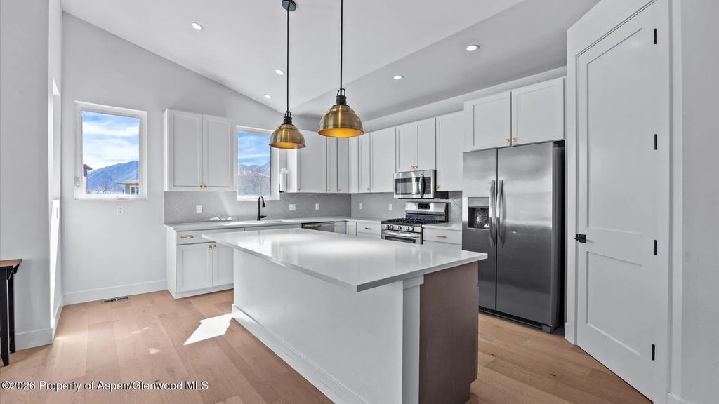 17 of 42 - 31 Mount Yale Court, New Castle, CO