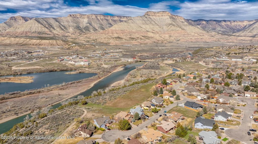 40 of 45 - 71 River View Place, Parachute, CO
