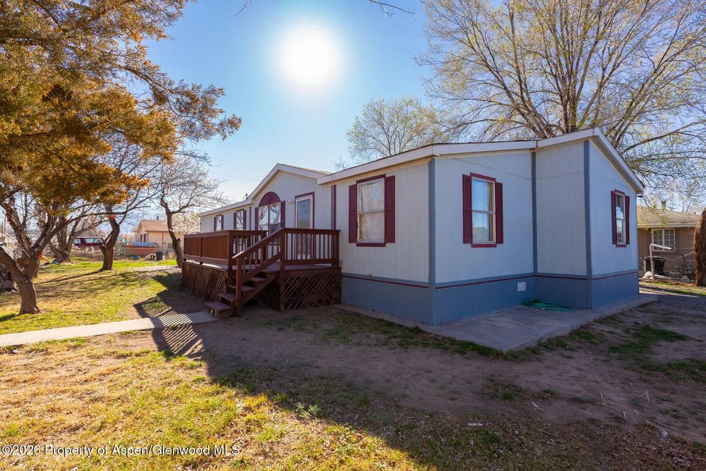 15 of 47 - 644 Lois Street, Clifton, CO