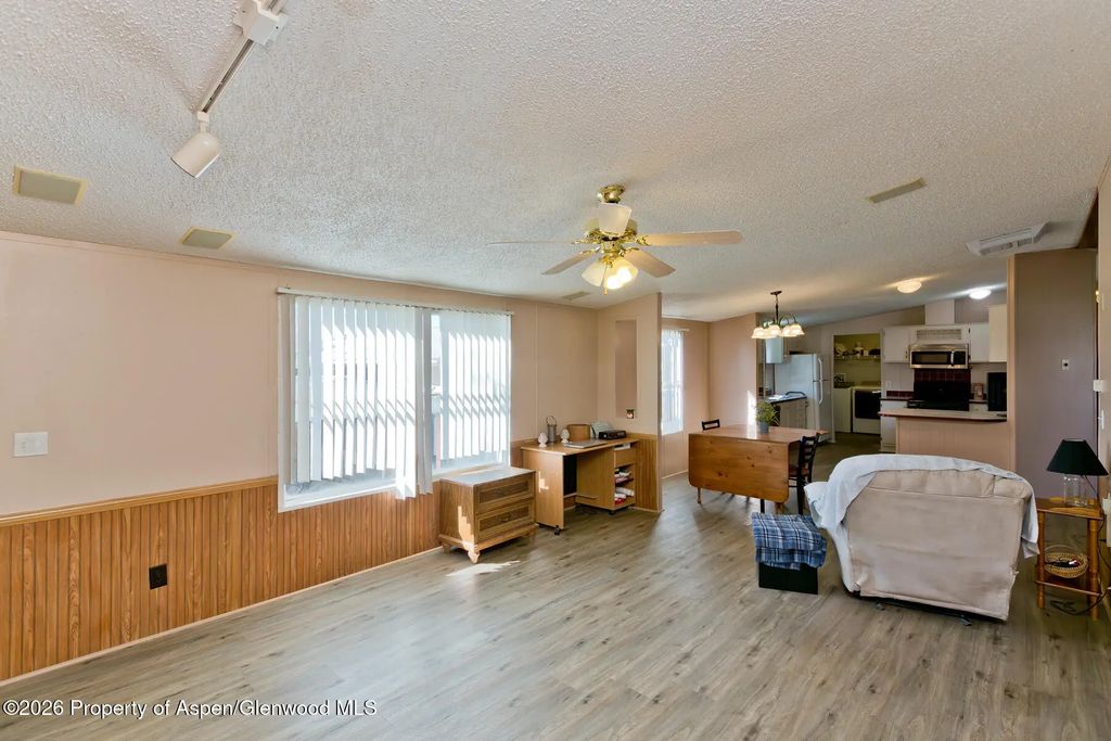 38 of 47 - 644 Lois Street, Clifton, CO
