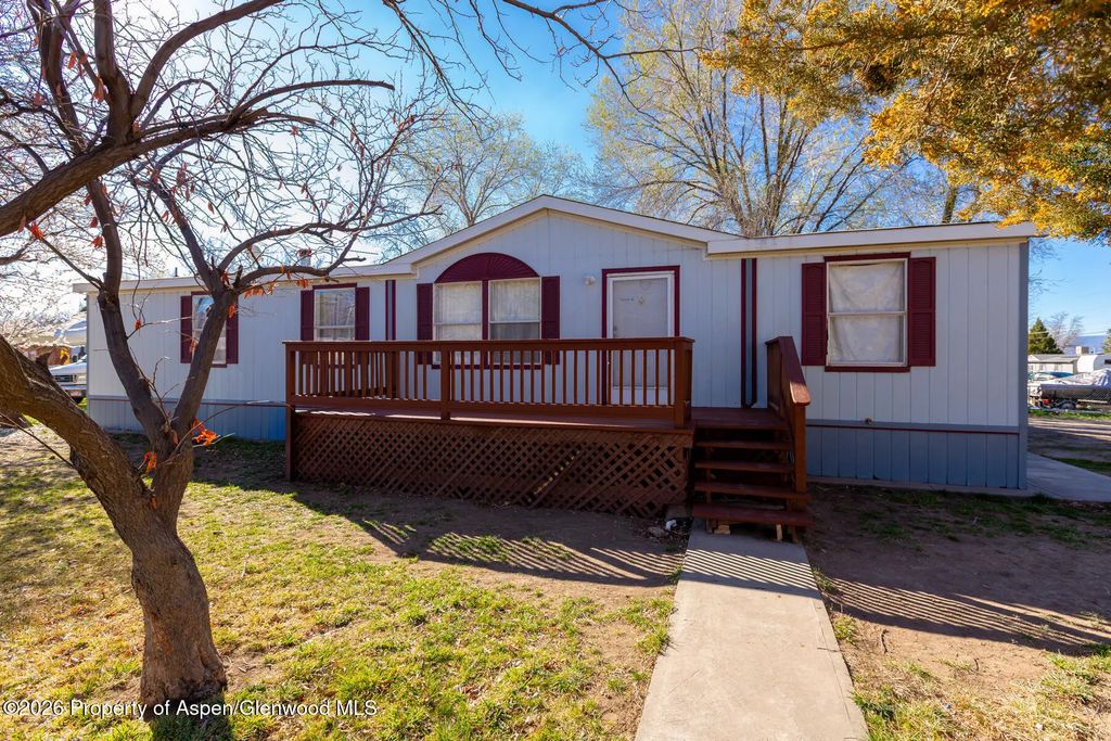 7 of 47 - 644 Lois Street, Clifton, CO