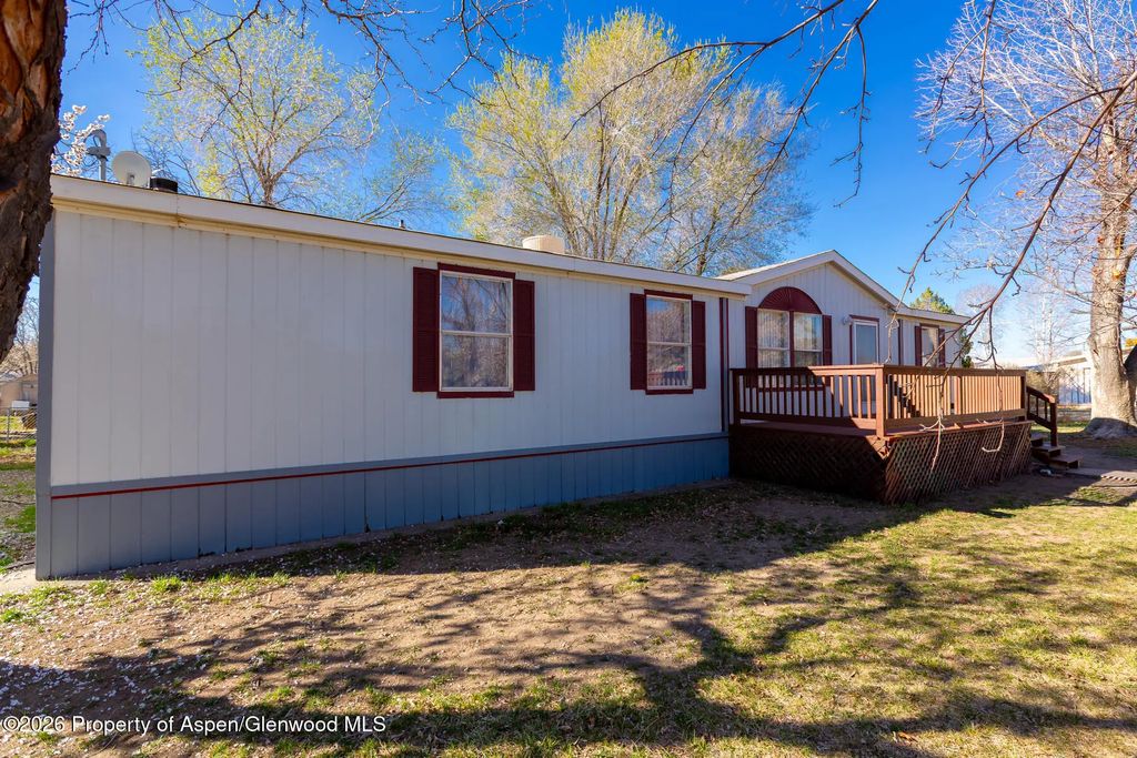 8 of 47 - 644 Lois Street, Clifton, CO