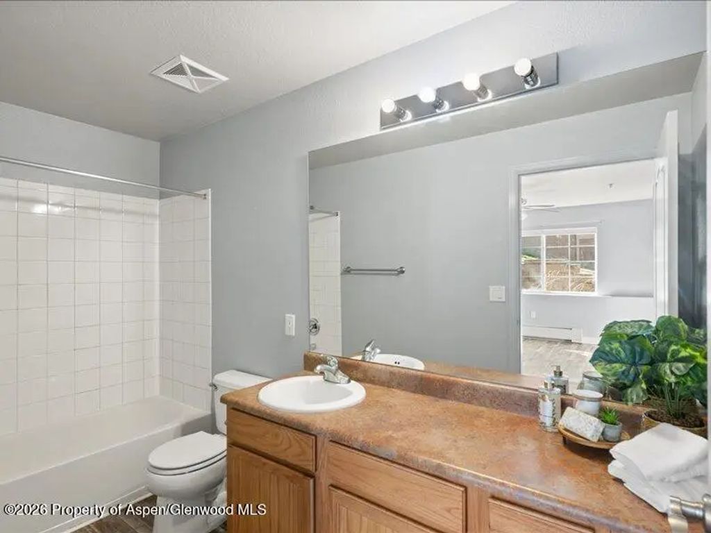 10 of 14 - 433 Riverview Drive 1602, New Castle, CO