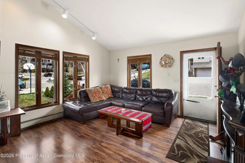4 of 24 - 1525 Bennett Avenue, Glenwood Springs, CO