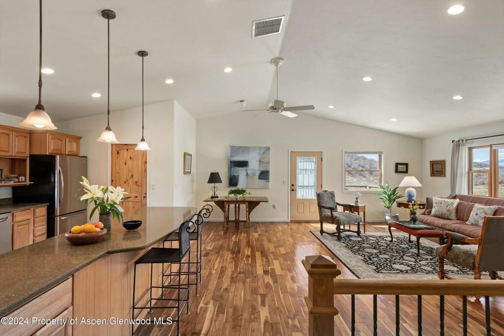 4 of 14 - 9200 County Road 113, Carbondale, CO