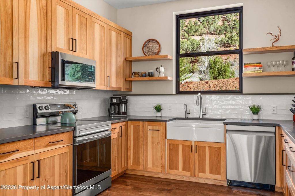 17 of 39 - 106 Castle View Drive, Basalt, CO
