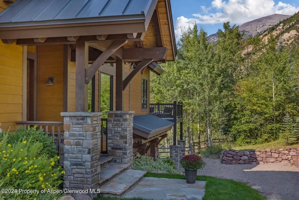11 of 63 - 900 Dorais Way, Redstone, CO
