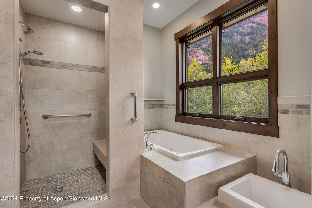 32 of 63 - 900 Dorais Way, Redstone, CO
