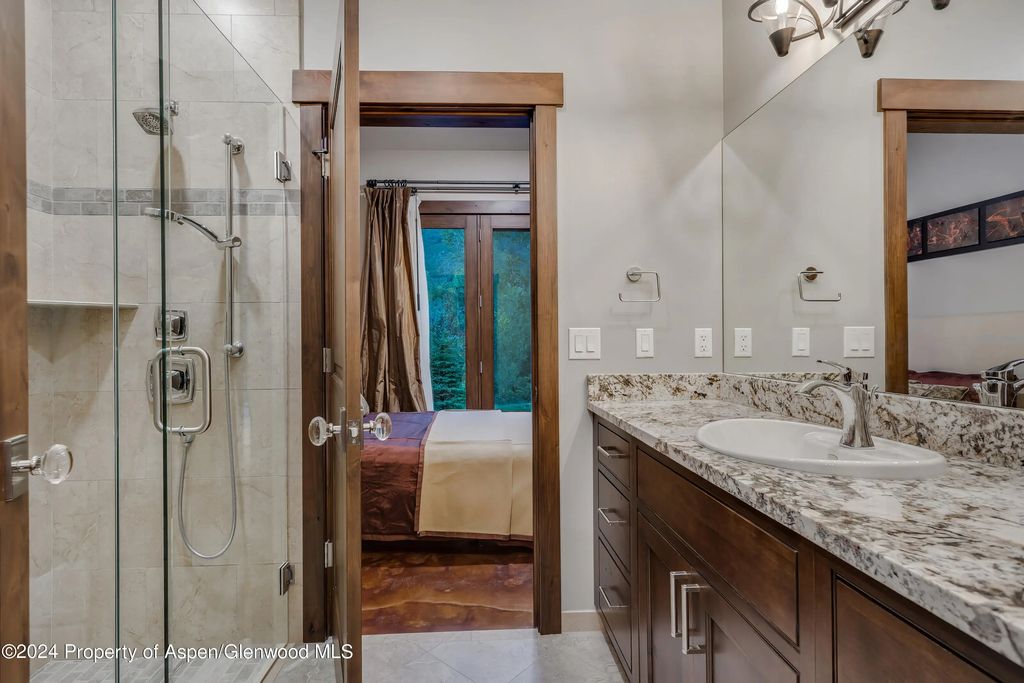 45 of 63 - 900 Dorais Way, Redstone, CO
