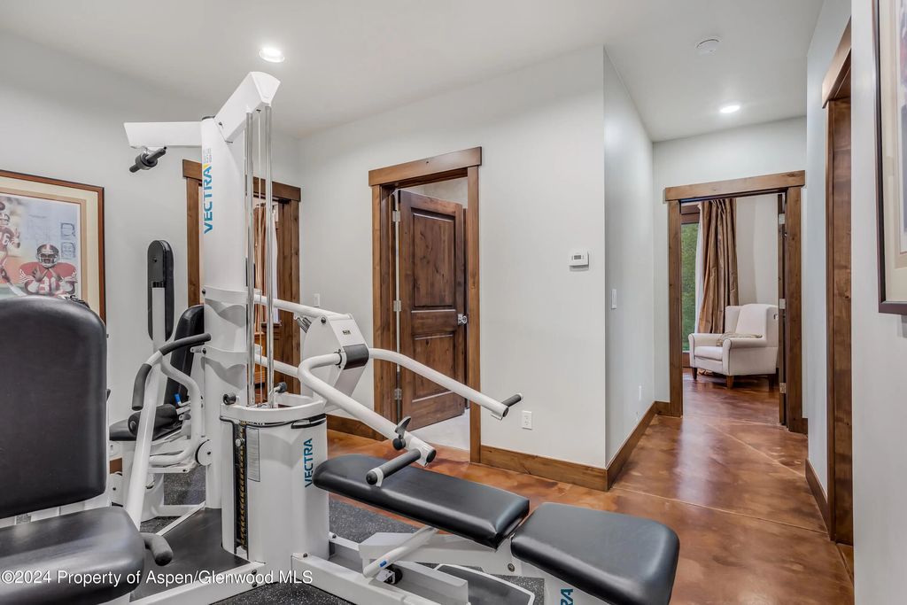 46 of 63 - 900 Dorais Way, Redstone, CO