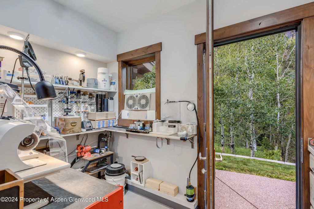 52 of 63 - 900 Dorais Way, Redstone, CO