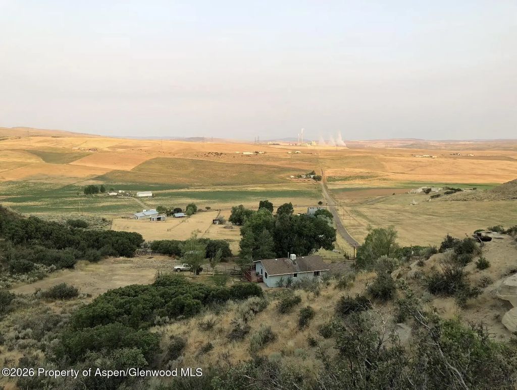 21 of 25 - 2436 County Road 35, Craig, CO