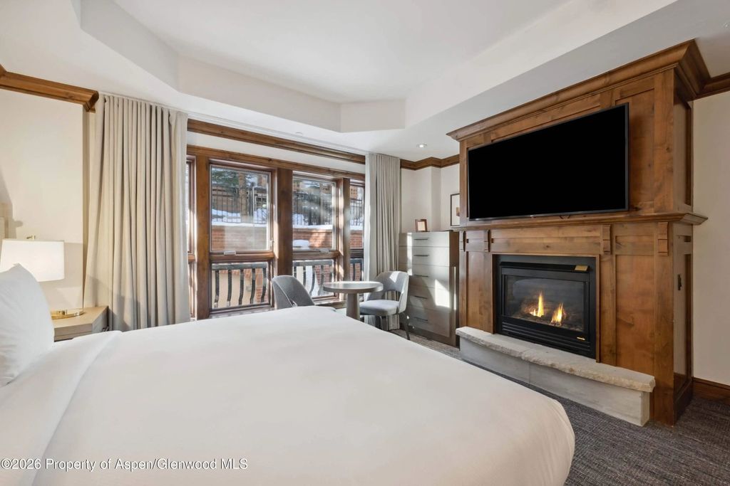 10 of 15 - 415 E Dean St, Unit 43, Week 11, Aspen, CO