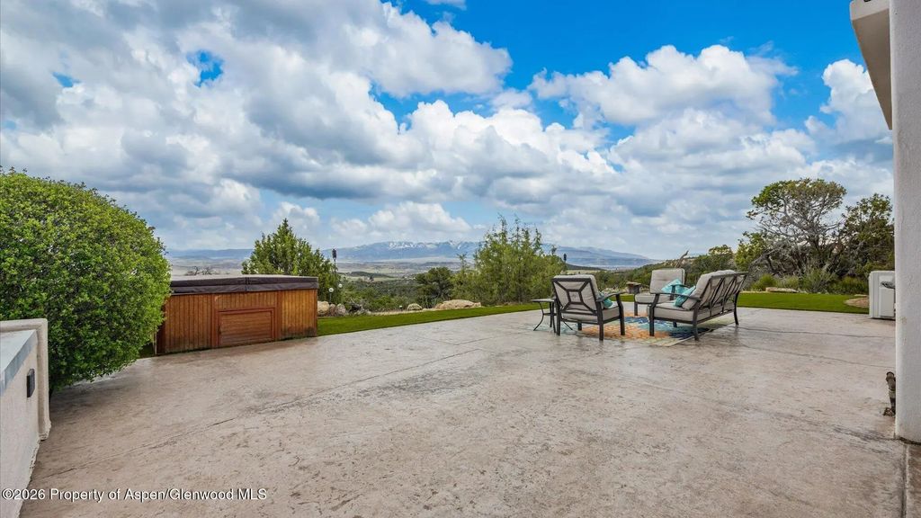 25 of 42 - 1212 County Road 238, Silt, CO