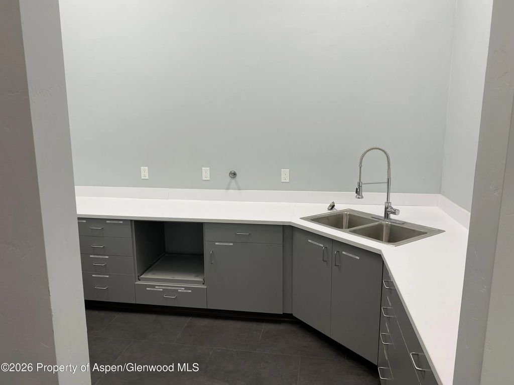 11 of 16 - 818 Grand Avenue, Glenwood Springs, CO