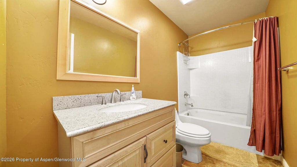 11 of 24 - 30412 Highway 6 & 24, Silt, CO