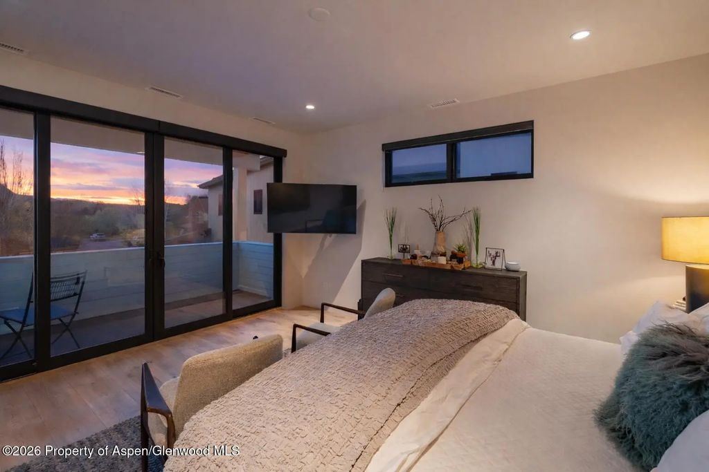 13 of 25 - 219 Juniper Court, Basalt, CO