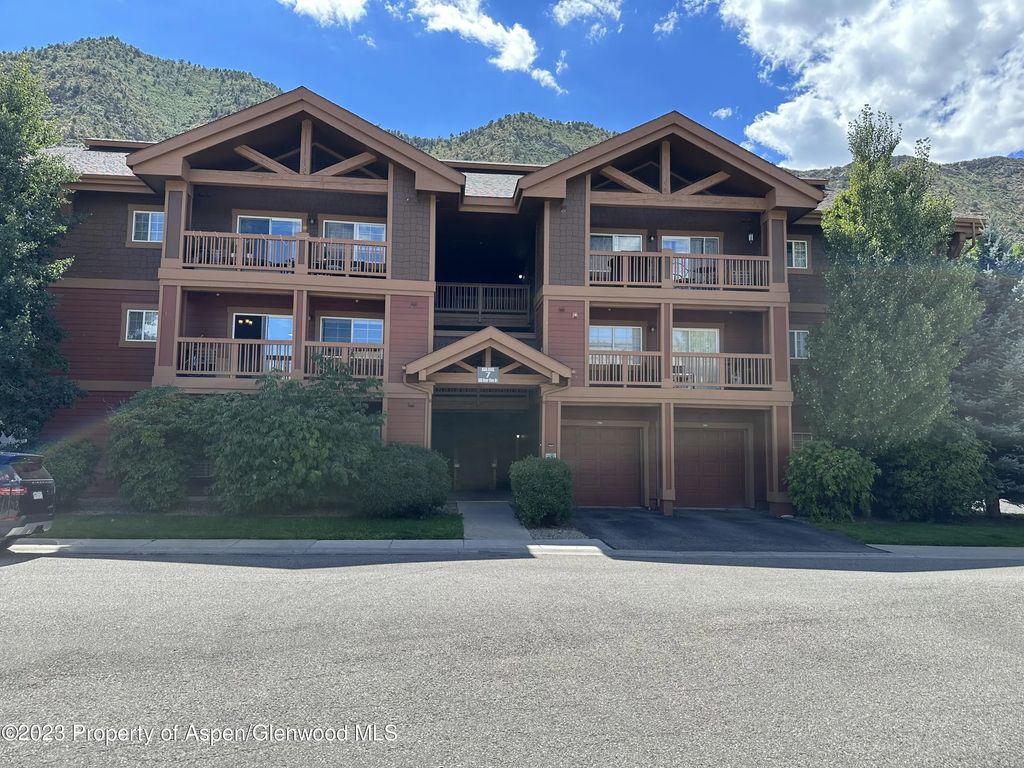 18 of 20 - 560 River View Drive 704, New Castle, CO