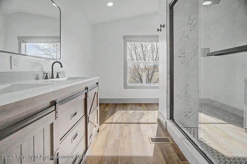 19 of 31 - 925 W 1st Street 607, Craig, CO
