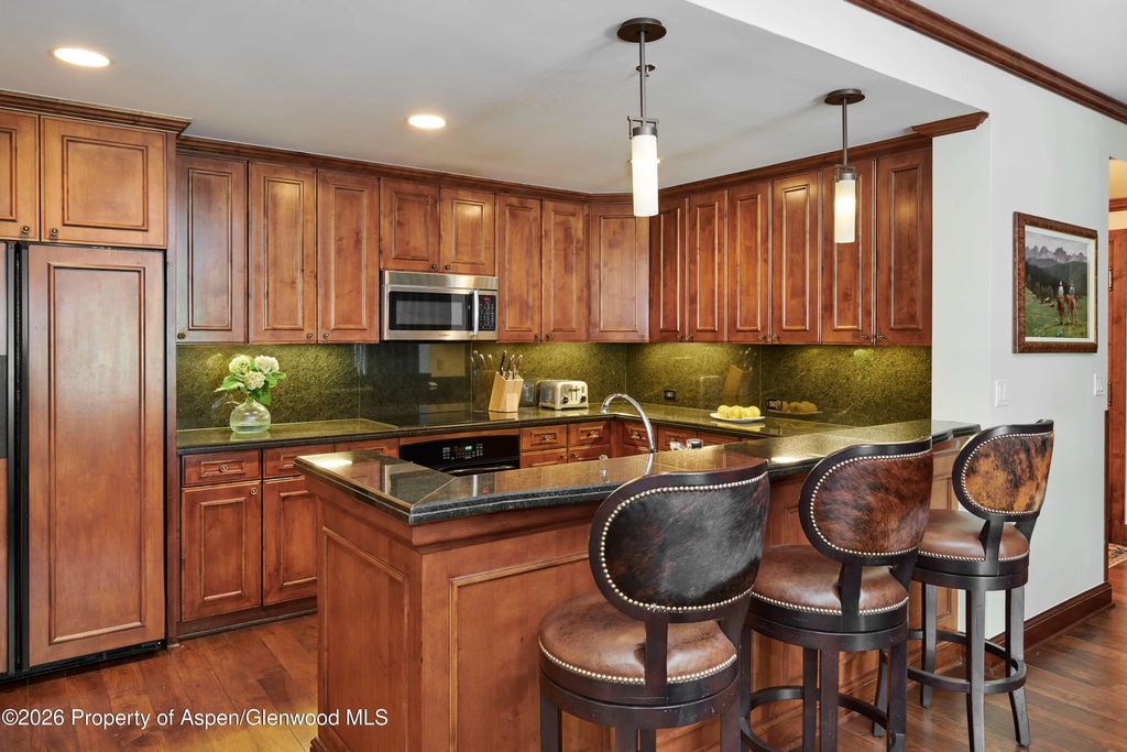 7 of 14 - 0075 Prospector Road 8208-1, Aspen, CO