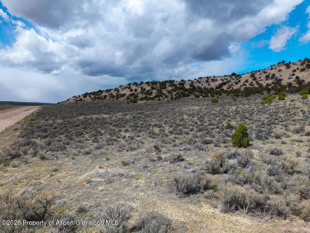 20 of 38 - 37801 Highway 318, Craig, CO