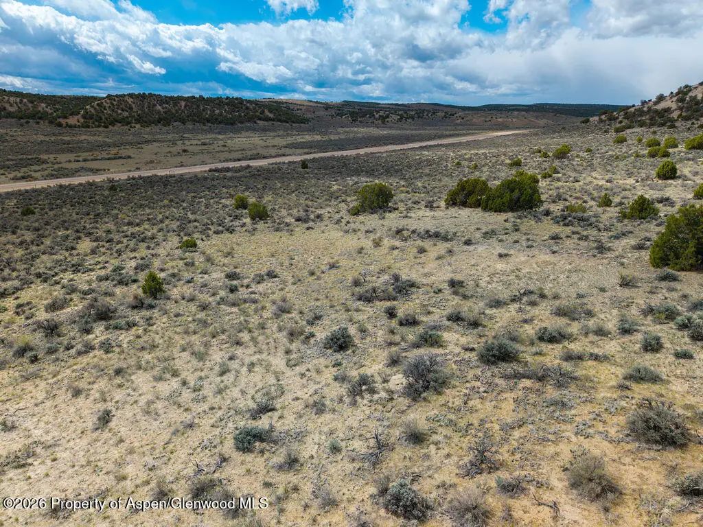 23 of 38 - 37801 Highway 318, Craig, CO