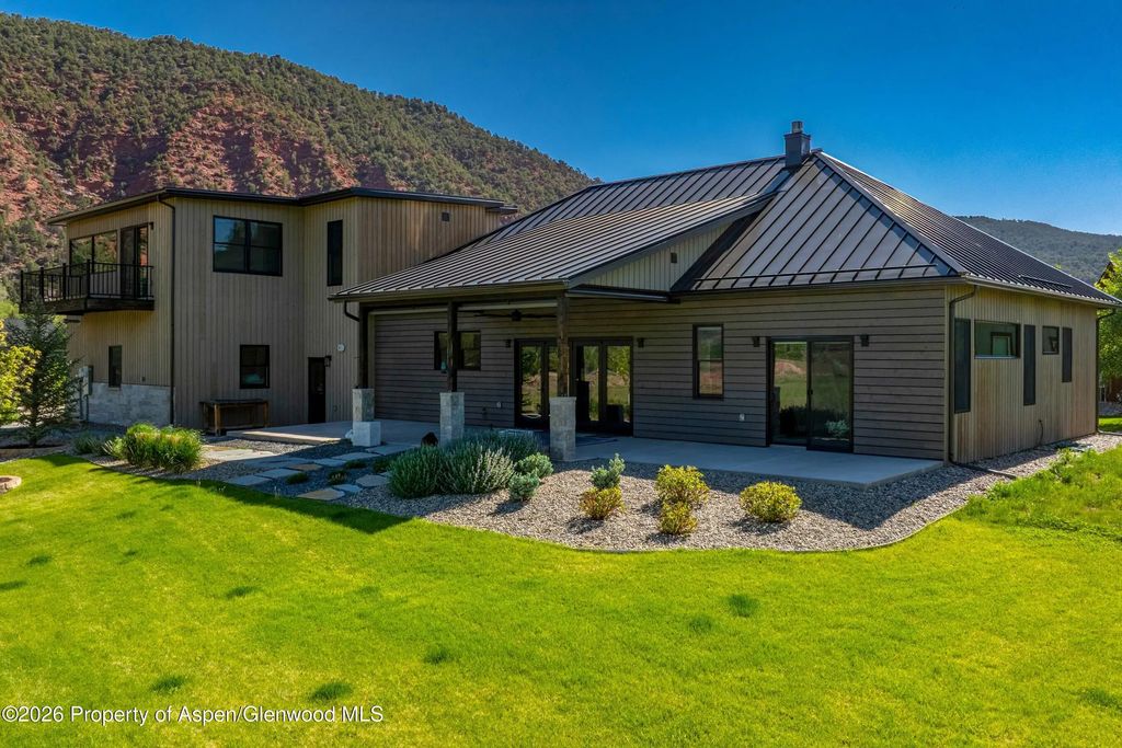 1817 River Bend Way, Glenwood Springs
